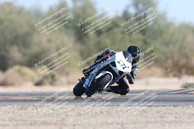 media/Nov-02-2025-CVMA (Sun) [[337aff29ab]]/Race 8-Formula Lightweight Twins Shootout/